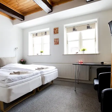 Motel Motel Stege 2*